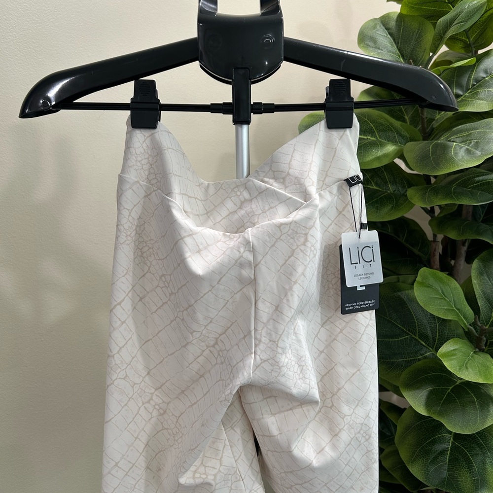 Lici Fit White Crocodile Print Pants